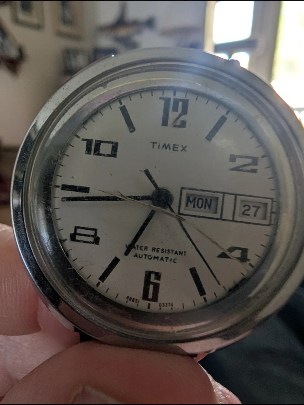Timex Men's Silver Round Watch White Dial